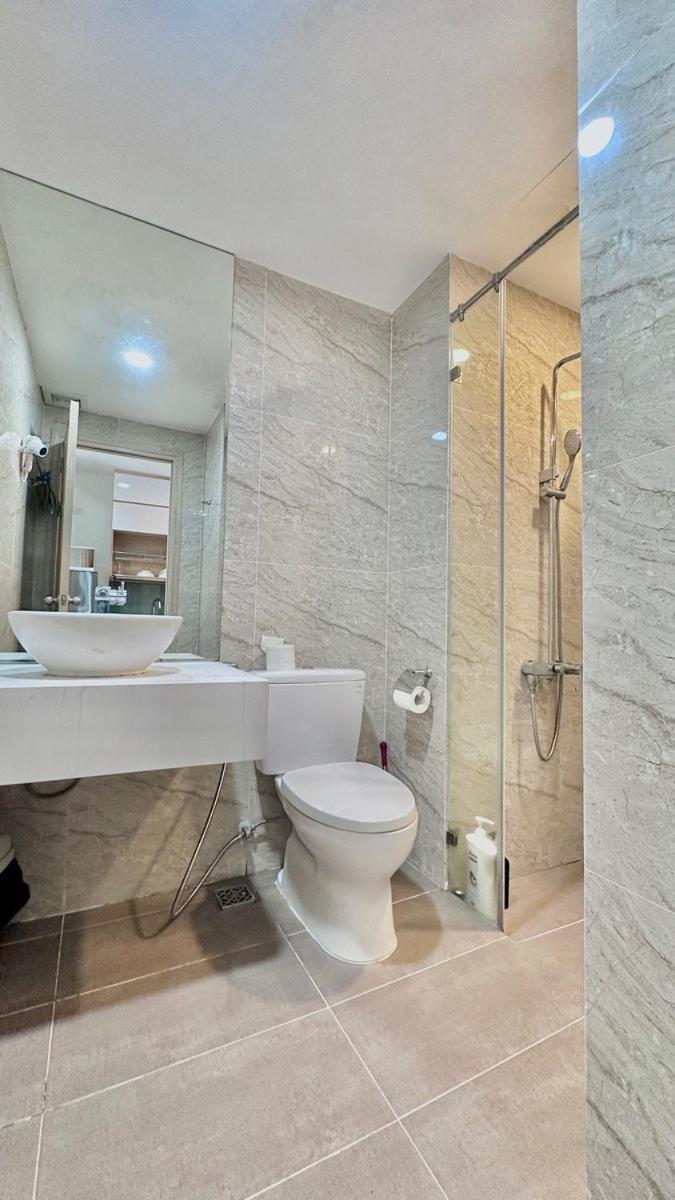 Your - Rivergate Apartamento